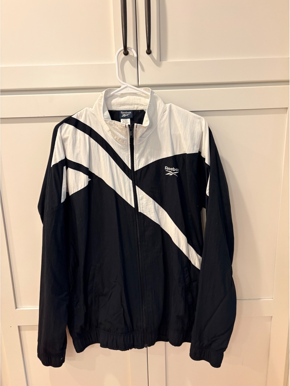 Reebok Black and White Lightweight Windbreaker Jacket Large